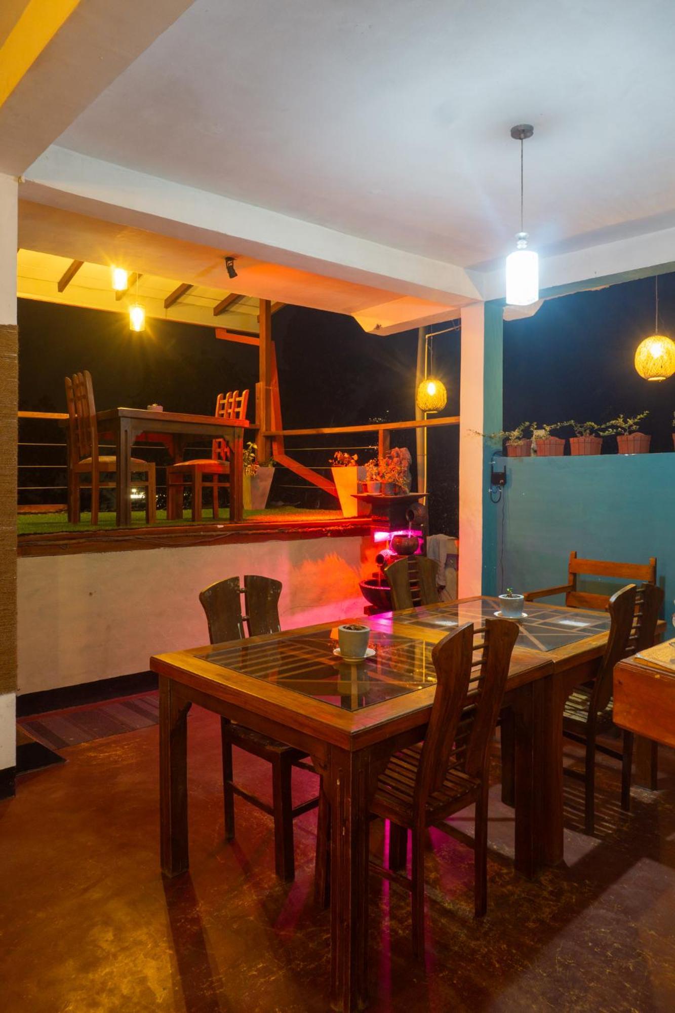 Refresh Inn Ella Bagian luar foto