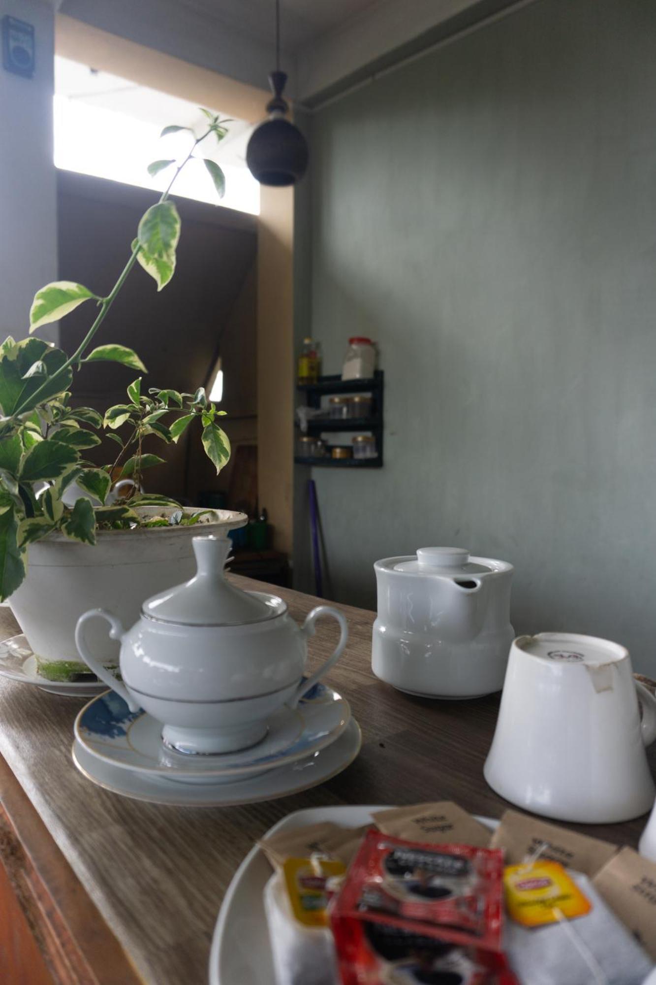 Refresh Inn Ella Bagian luar foto