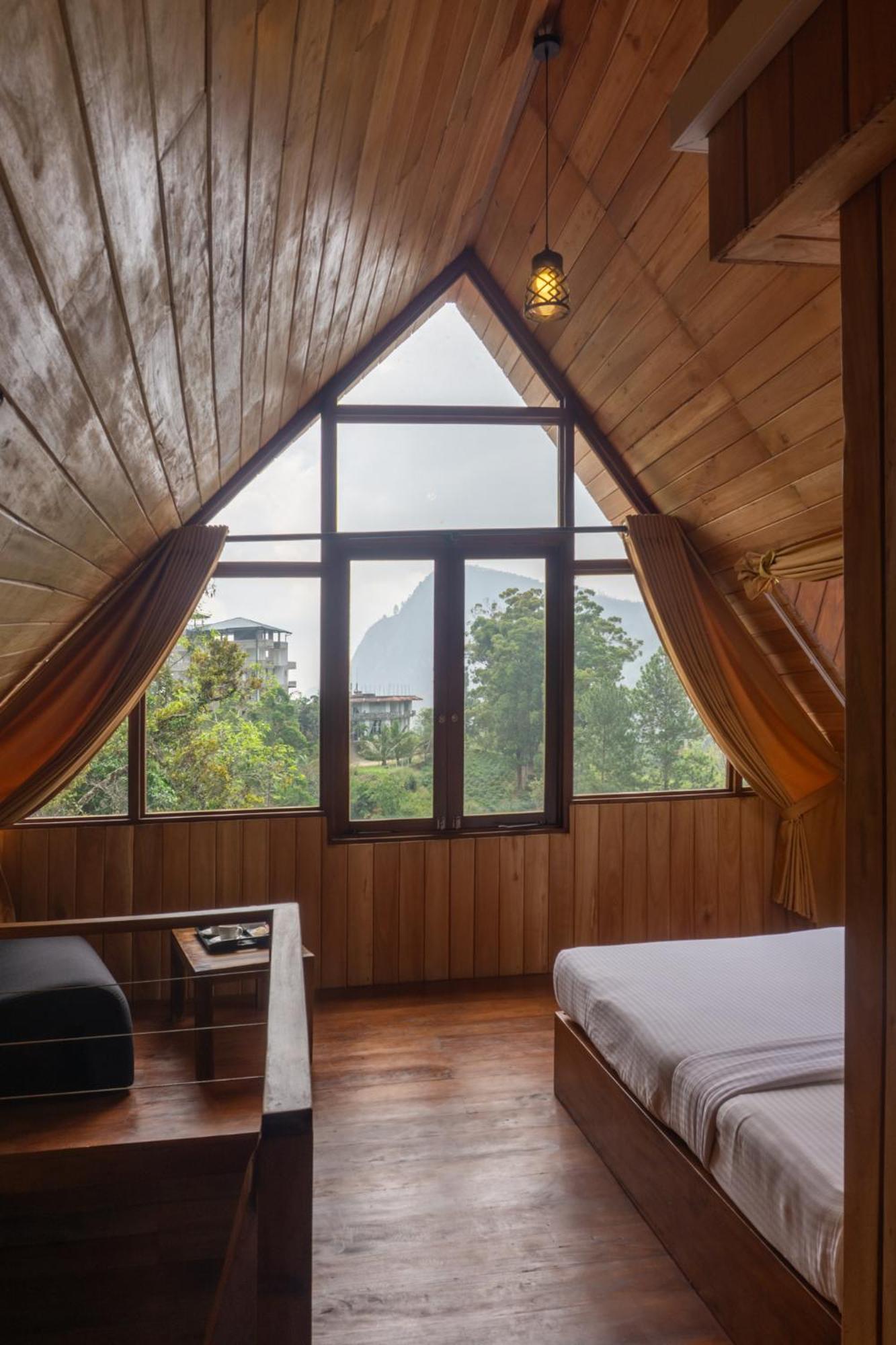 Refresh Inn Ella Bagian luar foto